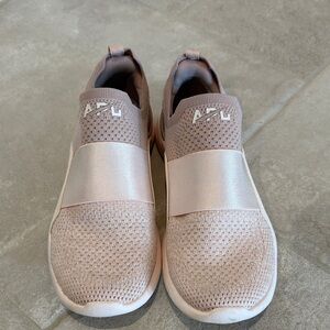 APL Techloom Bliss Sneakers